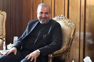 سفیر ایران در بغداد: در مسابقه فوتبال ایران و عراق حضور داشتم؛ شعارهایی علیه ایران سر دادند اما تعدادشان کم بود