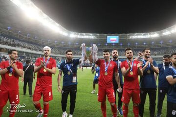 بلاتکلیفی باورنکردنی ۱۰ ملی‌پوش فوتبال ایران در نقل و انتقالات/ شمارش معکوس برای چند انفجار بزرگ؛ تصمیم نهایی به زودی گرفته می‌شود!