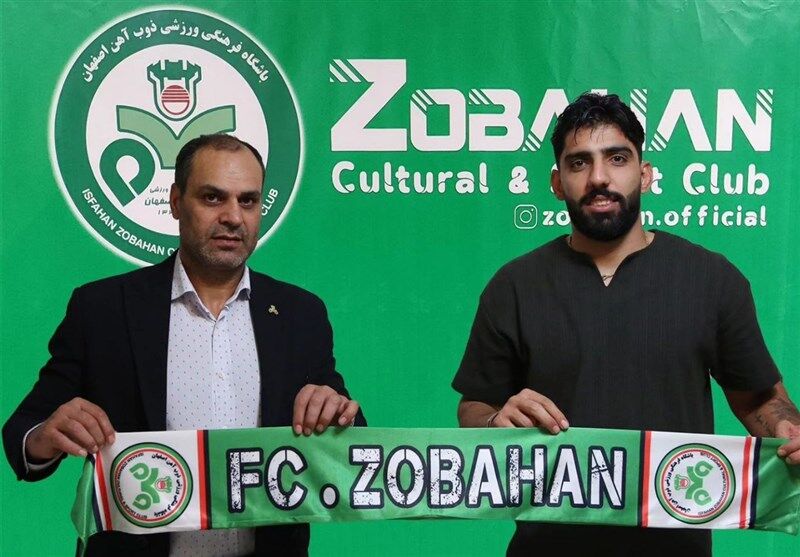 دروازهبان ذوبآهن تمدید کرد/ یکی دیگر از گزینههای نکونام پرید