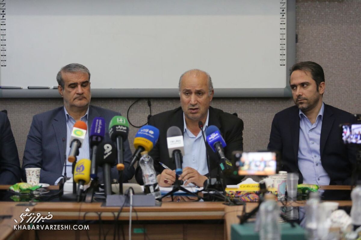 مهدی تاج: آوردن VAR زمانبر نیست/ باید پول پروژه «فوروارد» را زنده کنیم مهدی تاج: آوردن VAR زمانبر نیست/ باید پول پروژه «فوروارد» را زنده کنیم