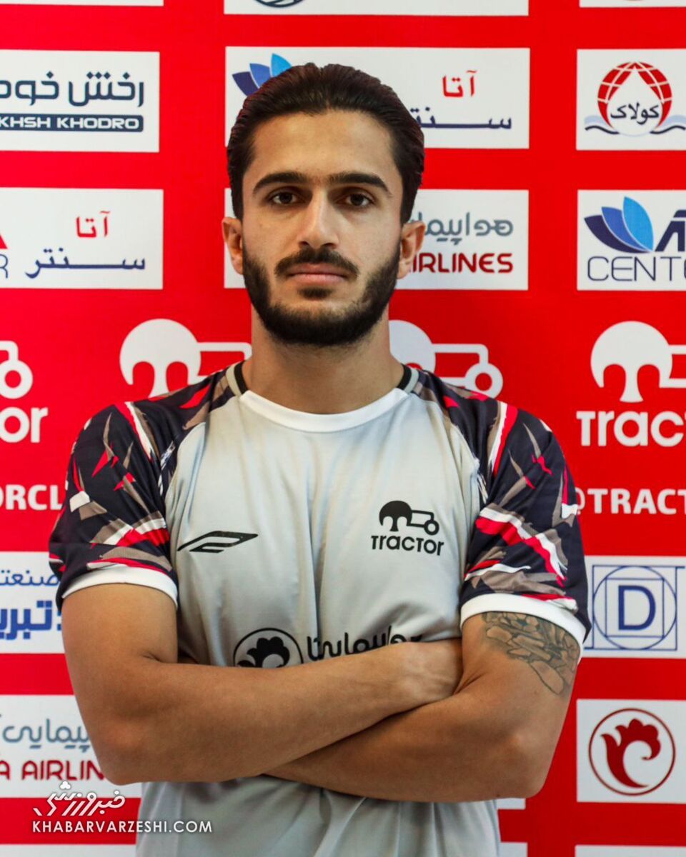 حسینی رسماً سرخپوش شد