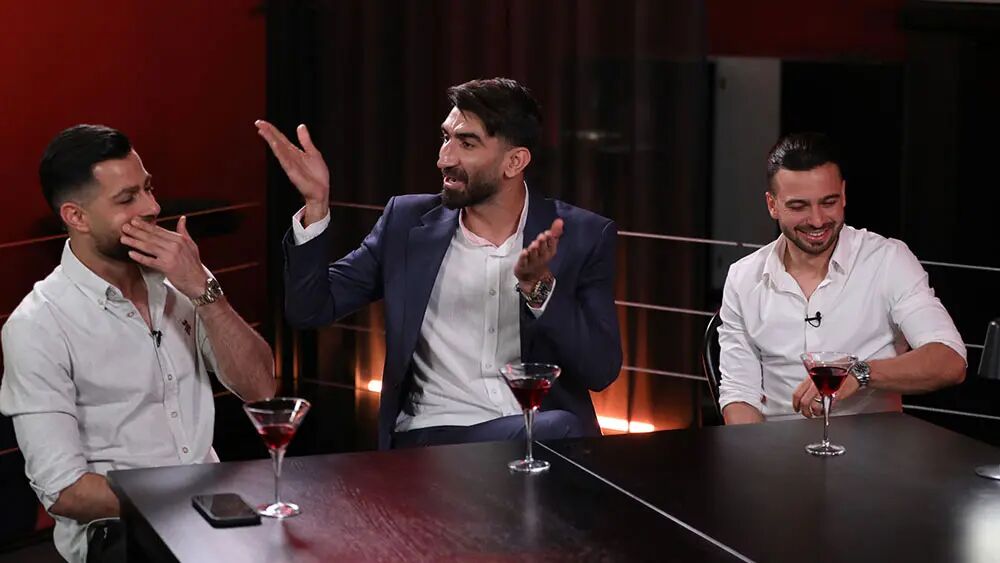 چند پرسپولیسی در نقش مامور ۰۰۷/ هواداران نگران نباشند؛ با بیرانوند قرار ملاقات دارم! چند پرسپولیسی در نقش مامور ۰۰۷/ هواداران نگران نباشند؛ با بیرانوند قرار ملاقات دارم!