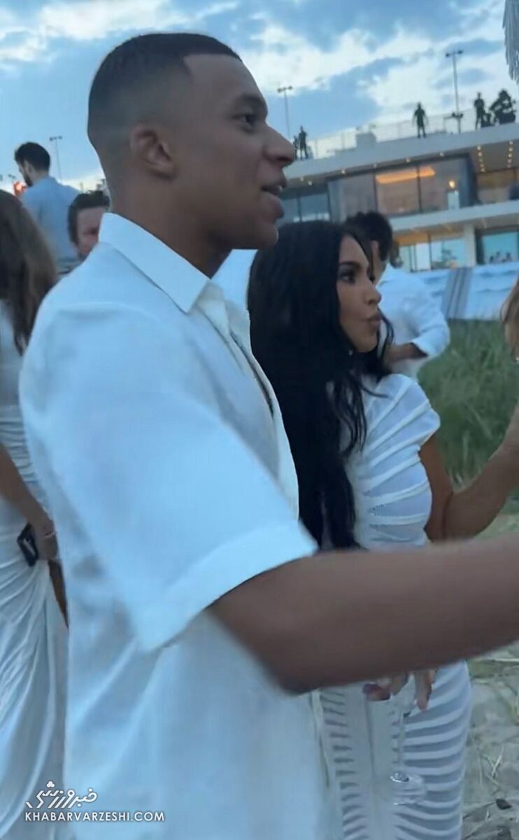 عکس| حضور امباپه در کنار کیم کارداشیان هواداران را نگران کرد/ از این زن نفرینشده فاصله بگیر!