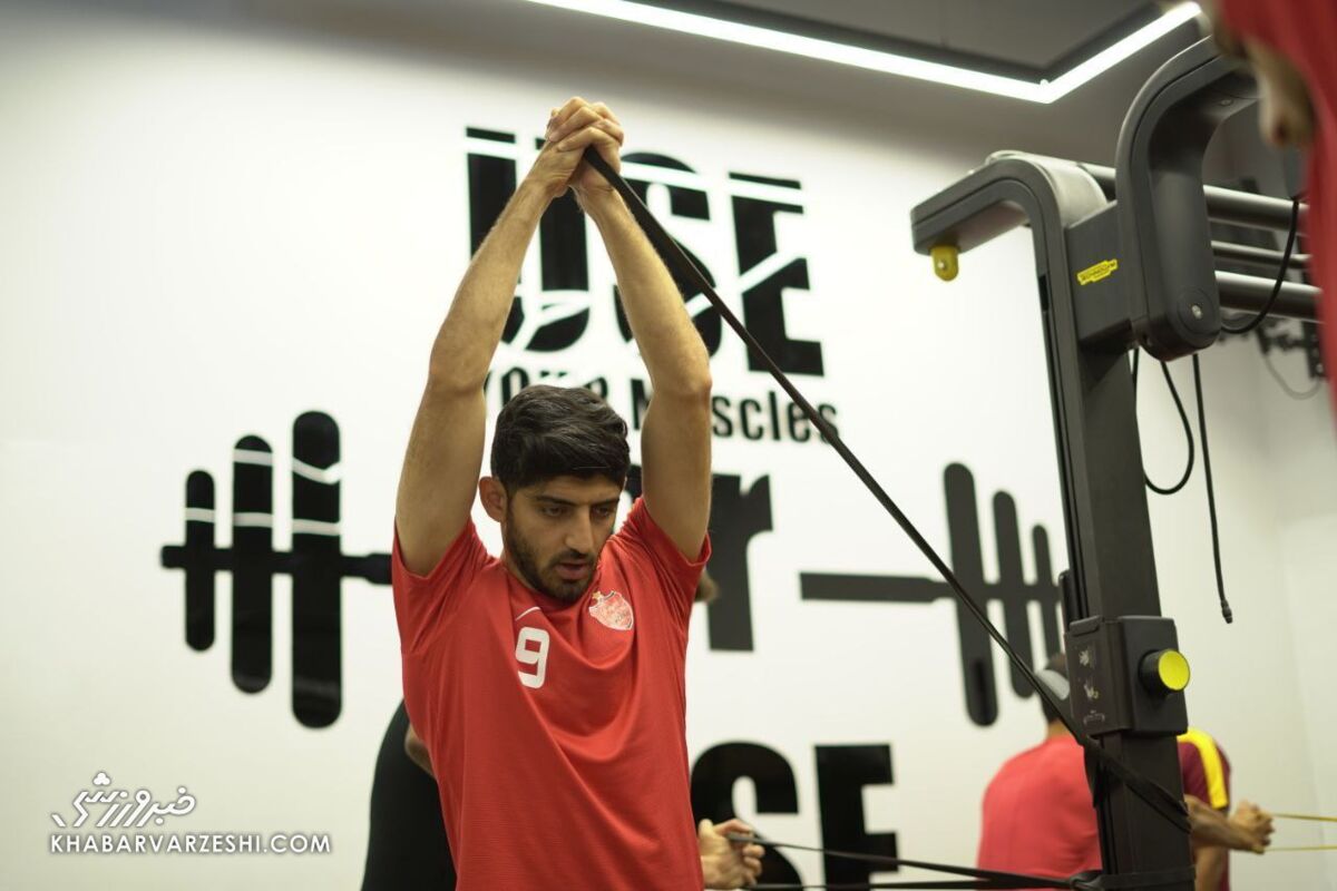 برگزاری تمرین صبح جمعه پرسپولیس/ سرخها به سالن رفتند