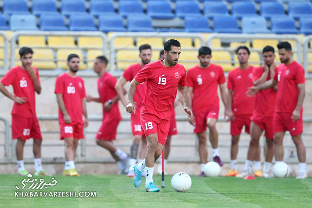 عکس| جانشین کمال در تمرین پرسپولیس دیده شد