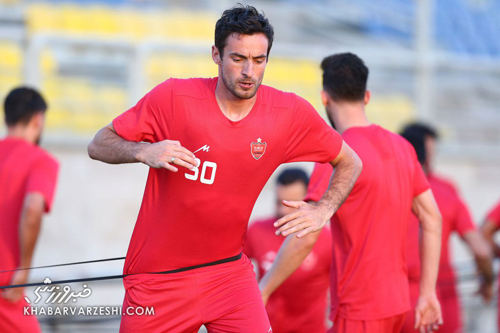 عکس| یک ستاره به تمرینات پرسپولیس اضافه شد