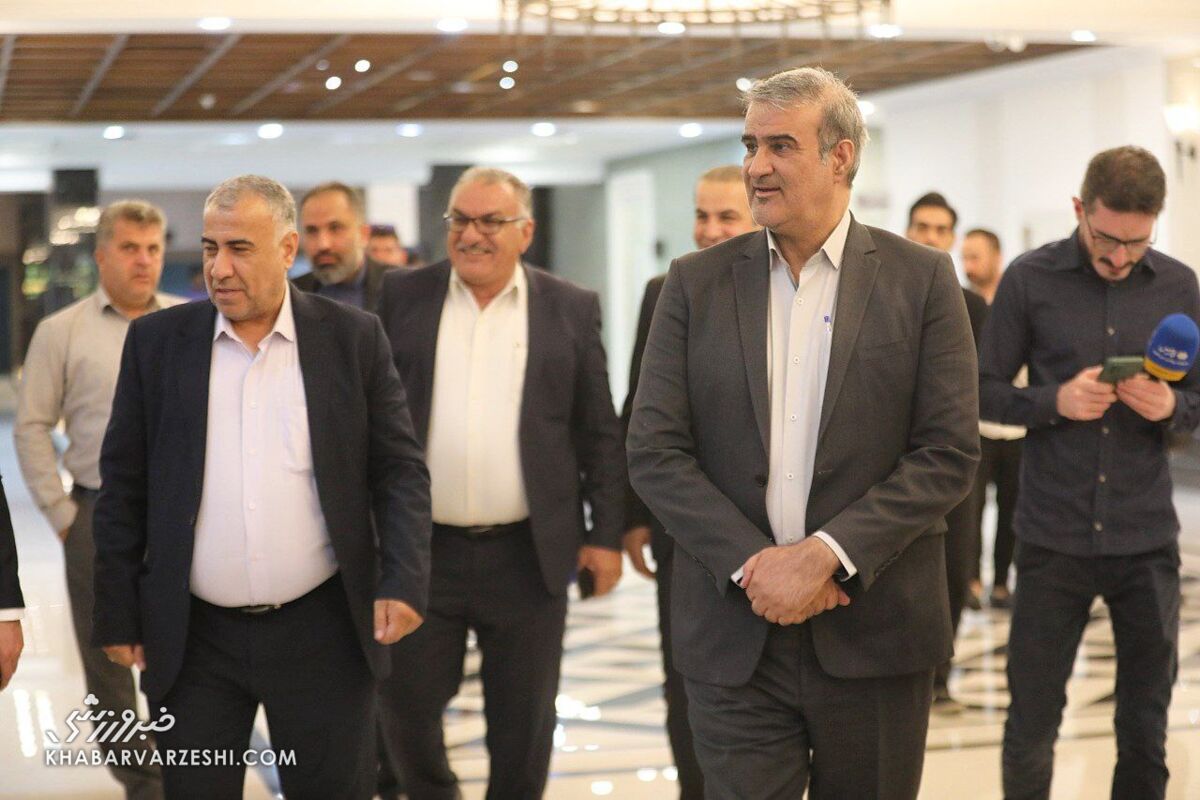 شکایت فوری باشگاه سپاهان از نایب رئیس فدراسیون فوتبال شکایت فوری باشگاه سپاهان از نایب رئیس فدراسیون فوتبال