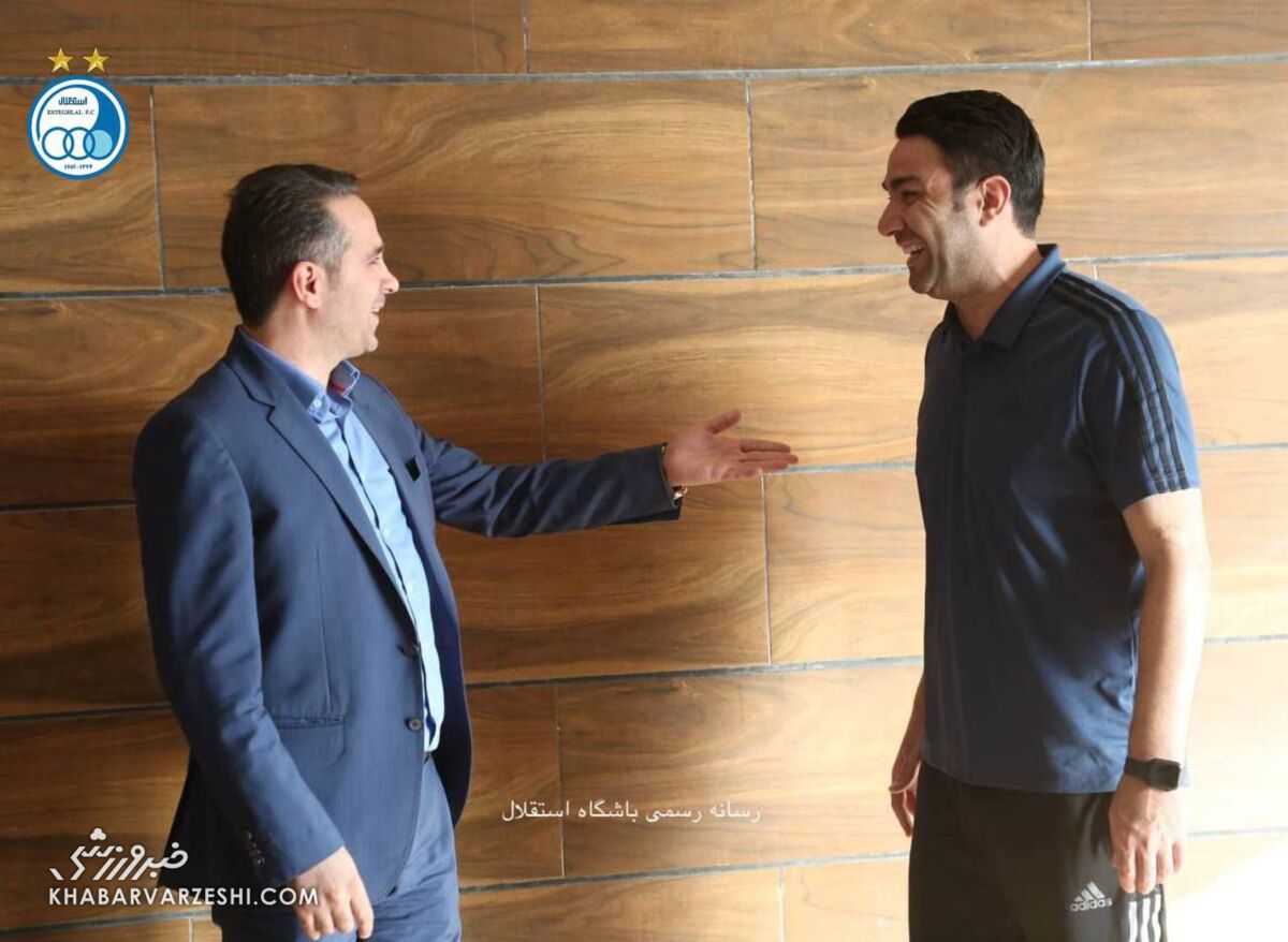 عکس| چهره نکونام پس از چند روز عوض شد/ استقبال سرمربی استقلال از میهمان ویژه