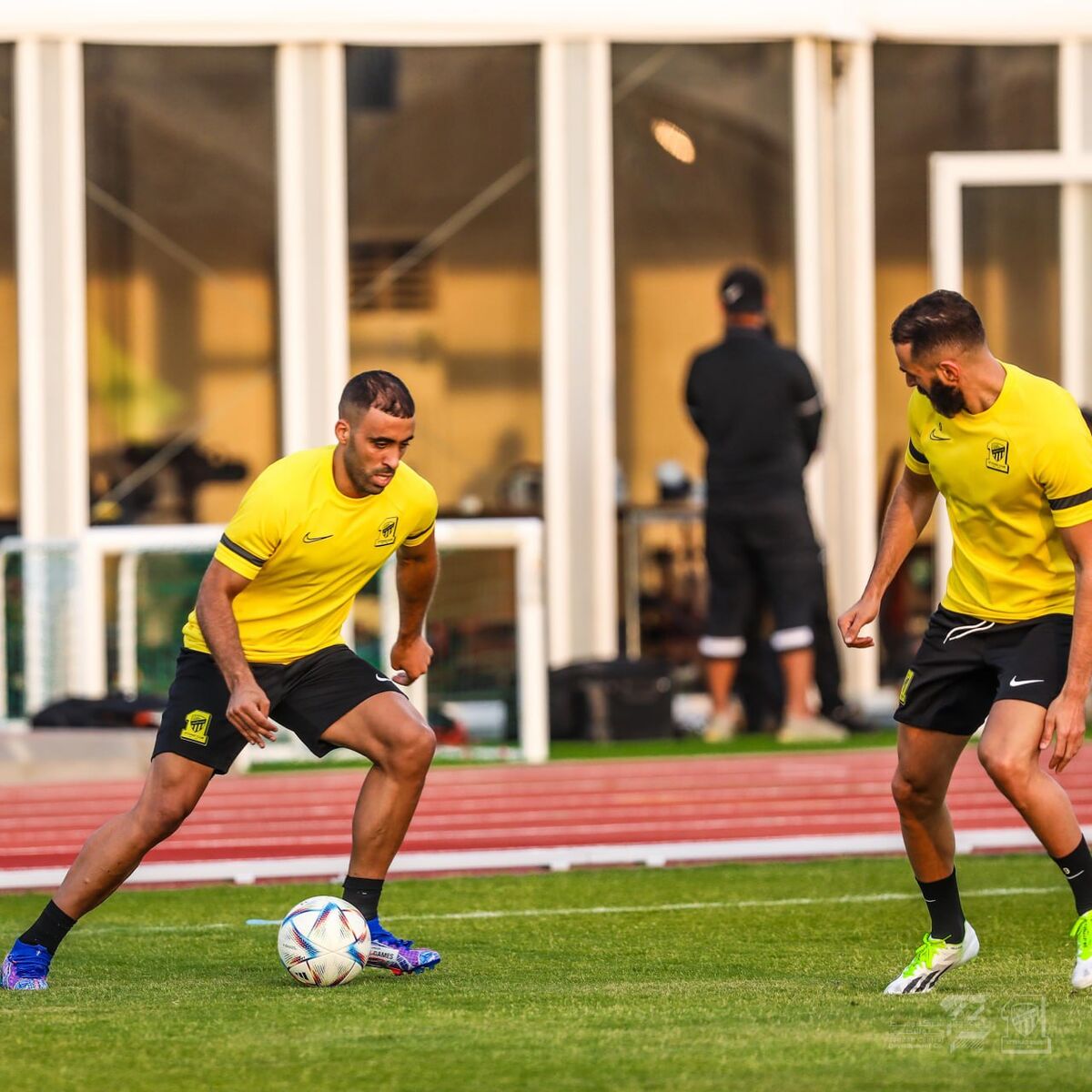 تکلیف گزینه خارجی پرسپولیس روشن شد!/ حمدالله کریم بنزما را به تیم گلمحمدی ترجیح داد