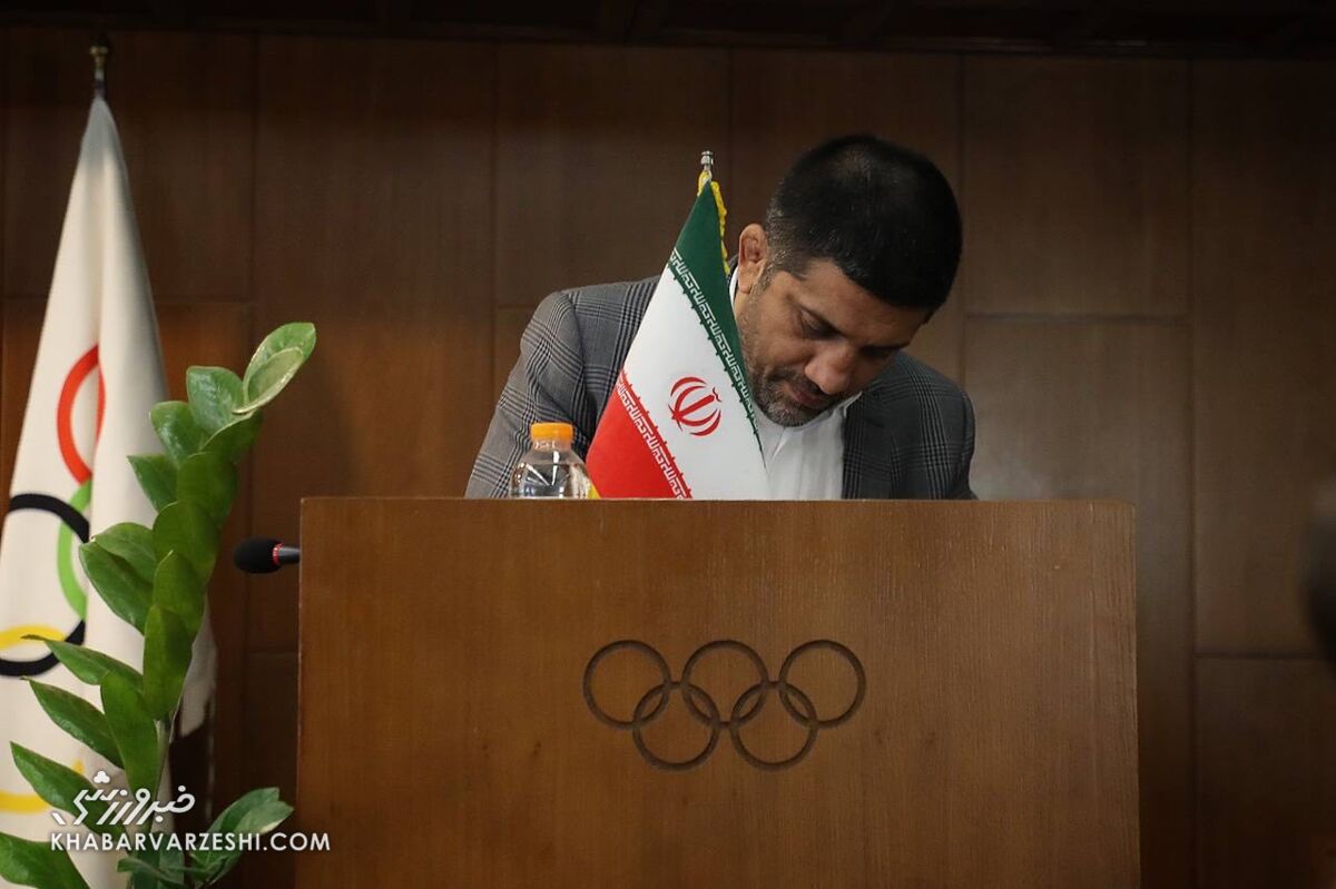 تیلور از کشتی لذت میبرد اما همه سر حسن یزدانی میریزیم/ بعضیها حرفهایی می زنند که آدم خندهاش میگیرد تیلور از کشتی لذت میبرد اما همه سر حسن یزدانی میریزیم/ بعضیها حرفهایی می زنند که آدم خندهاش میگیرد