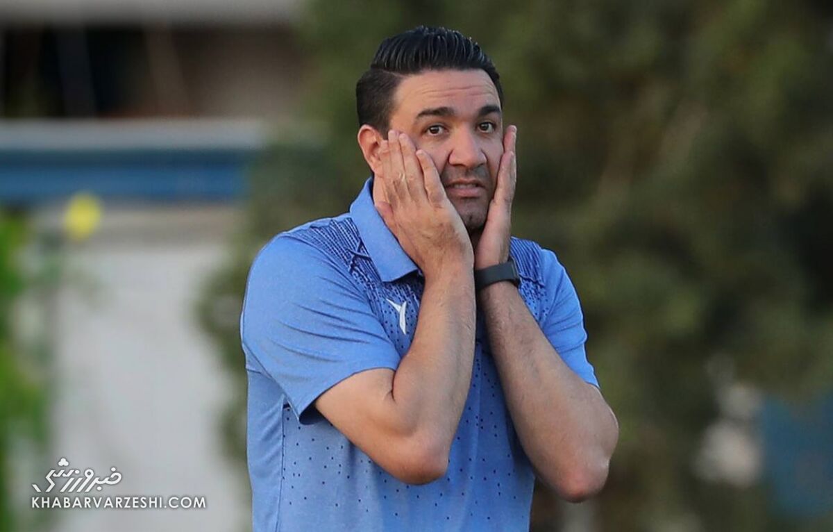 عصبانیت نکونام از ۲ استقلالی/ جواد عذر دو بازیکنش را خواست عصبانیت نکونام از ۲ استقلالی/ جواد عذر دو بازیکنش را خواست