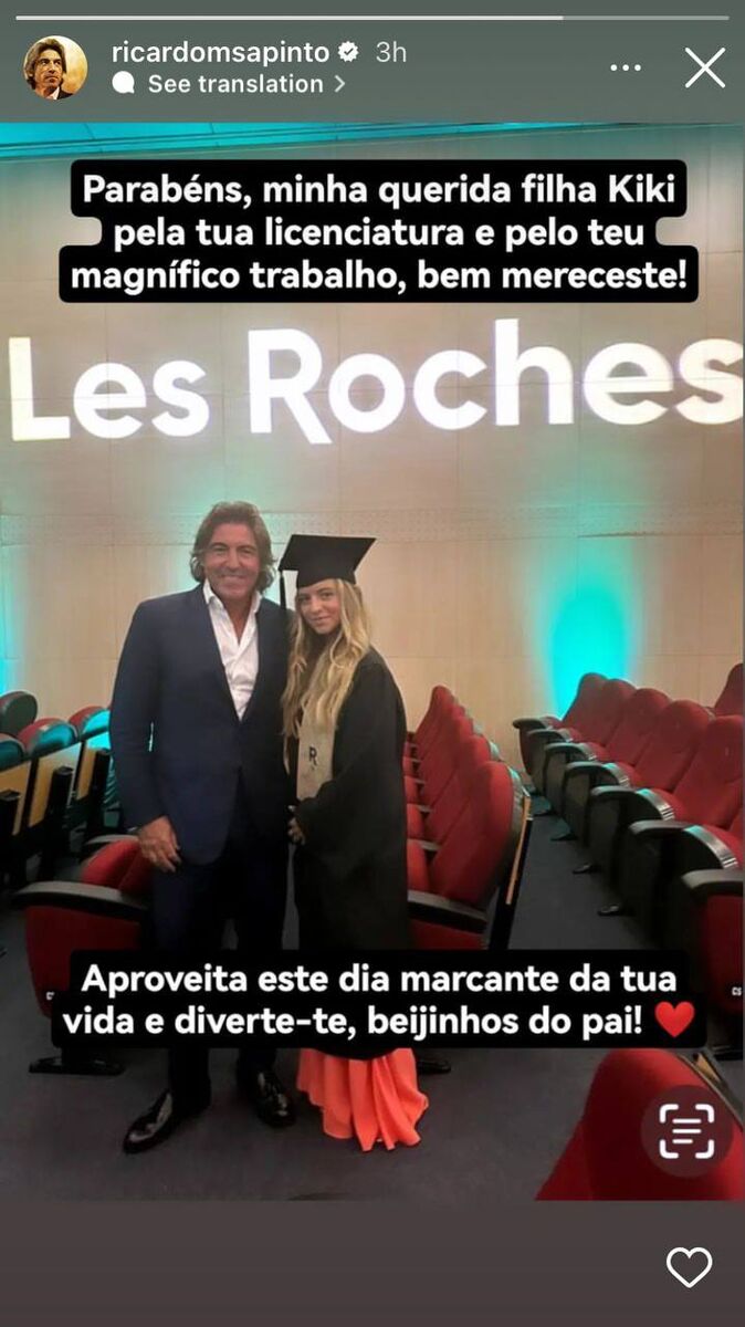 عکس| استوری سرمربی سابق استقلال در جشن فارغالتحصیلی دخترش