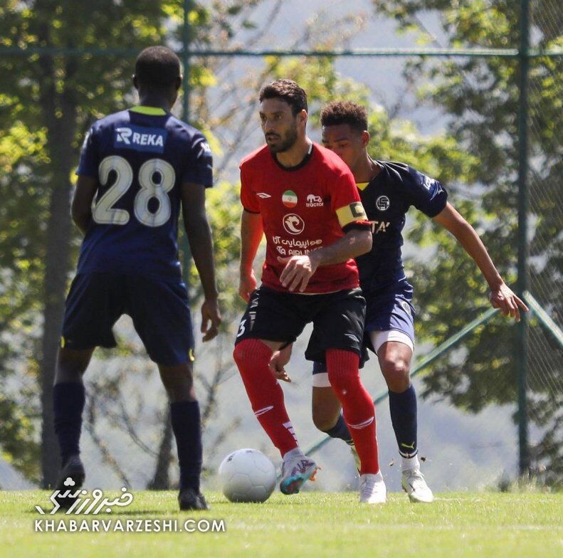 عکس| یک پرسپولیسی کاپیتان تراکتور شد