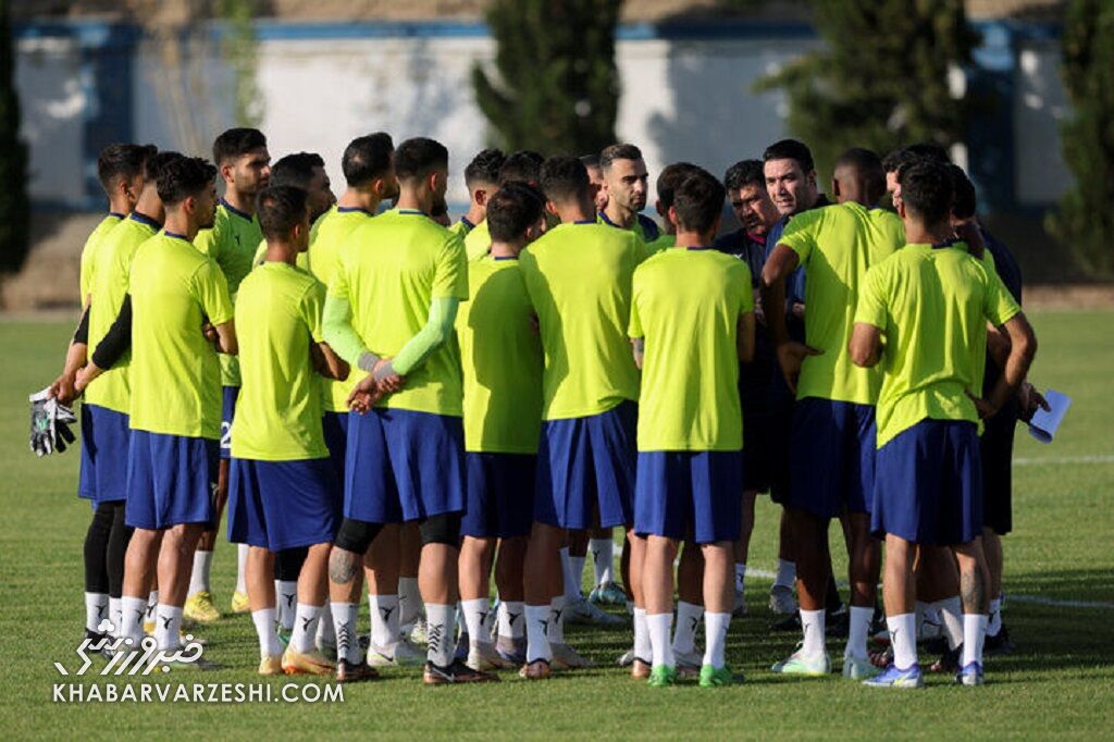 استقلال با همین شرایط قهرمان میشود اما با معجزه!/ یک شطرنجباز مهره میخواهد/ بازیکنان آب معدنی ندارند خطیر نق میزند