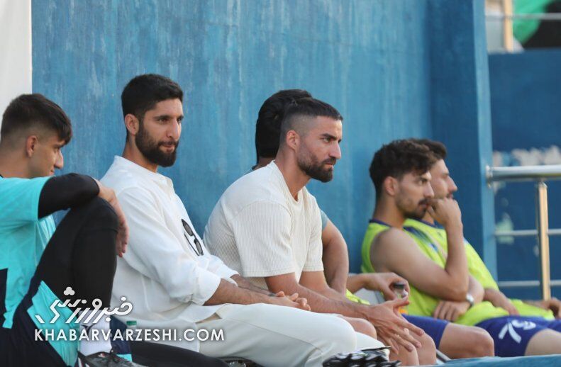 پیشنهاد رقیب استقلال به مهرداد محمدی! پیشنهاد رقیب استقلال به مهرداد محمدی!