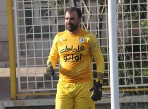 عکس| اتفاق عجیبی که در استقلال رخ داد؛ عضو هیات مدیره باشگاه دروازه بان شد!