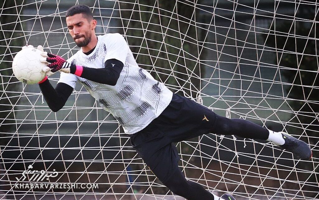 پایان شایعات در مورد ۲ بازیکن استقلال/ حسینی کاپیتان تیم ملی میشود پایان شایعات در مورد ۲ بازیکن استقلال/ حسینی کاپیتان تیم ملی میشود