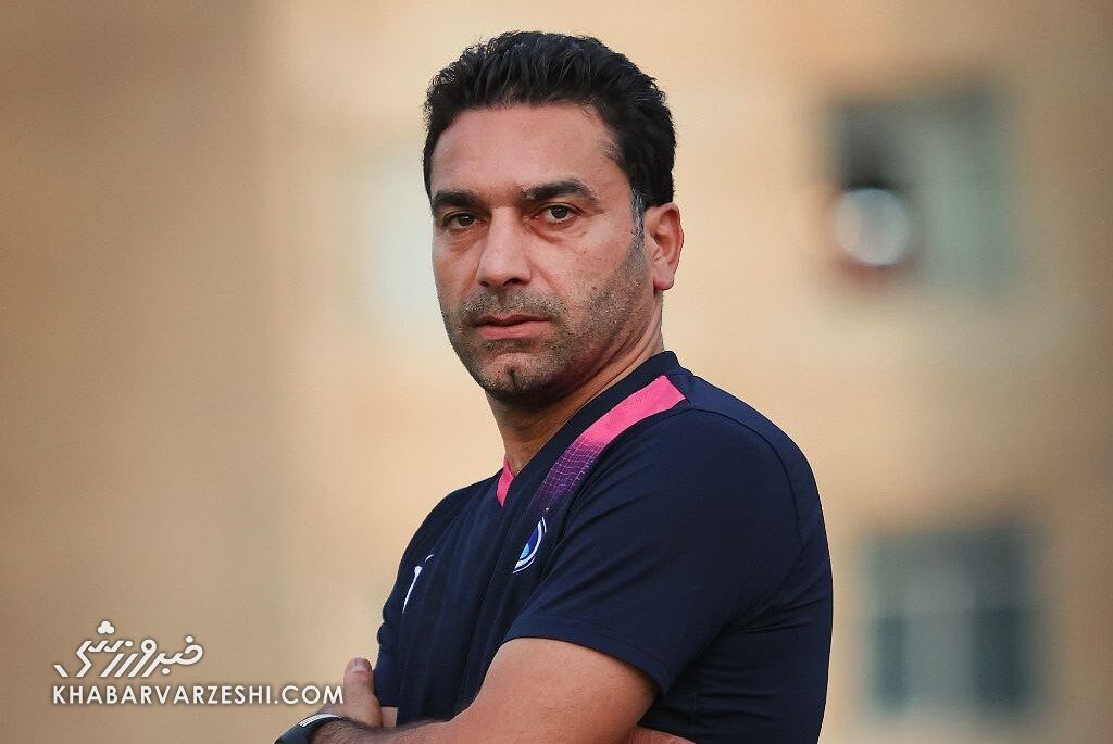 دلخوری شدید دستیار نکونام از خرید جدید پرسپولیس دلخوری شدید دستیار نکونام از خرید جدید پرسپولیس