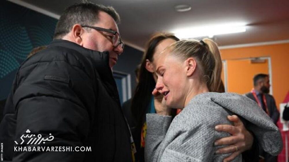 عکس| اتفاق هولناک در جامجهانی زنان/ آتشسوزی در هتل میزبان، بازیکنان را فراری داد!