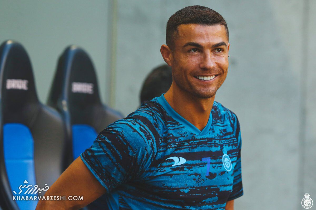 چالش سیکسپک رونالدو با کودک ژاپنی/ CR7 از بدن آمادهاش رونمایی کرد +ویدیو چالش سیکسپک رونالدو با کودک ژاپنی/ CR7 از بدن آمادهاش رونمایی کرد +ویدیو