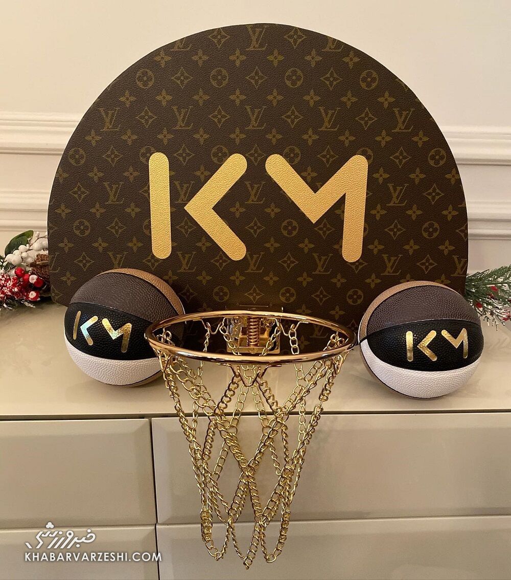 کیلیان امباپه پولهایش را چطور خرج میکند؟/ از پنتهاوس رویایی تا گاراژ سوپرماشینها و سبد بسکتبال و قاب گوشی سفارشی