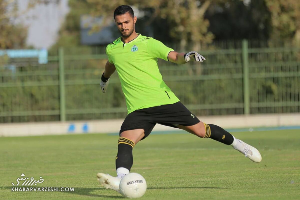 عکس| بیرانوند آینده پرسپولیس در اراک!