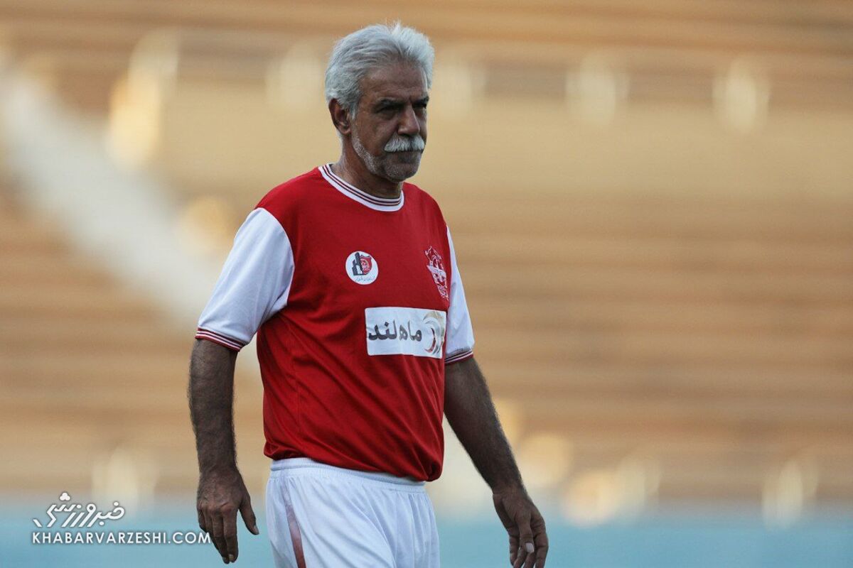 ویدیو| یک پرسپولیسی در حاشیه دیدار استقلال؛ ریگی نباید پرسپولیسی میشد و کامیابینیا باید میماند ویدیو| یک پرسپولیسی در حاشیه دیدار استقلال؛ ریگی نباید پرسپولیسی میشد و کامیابینیا باید میماند