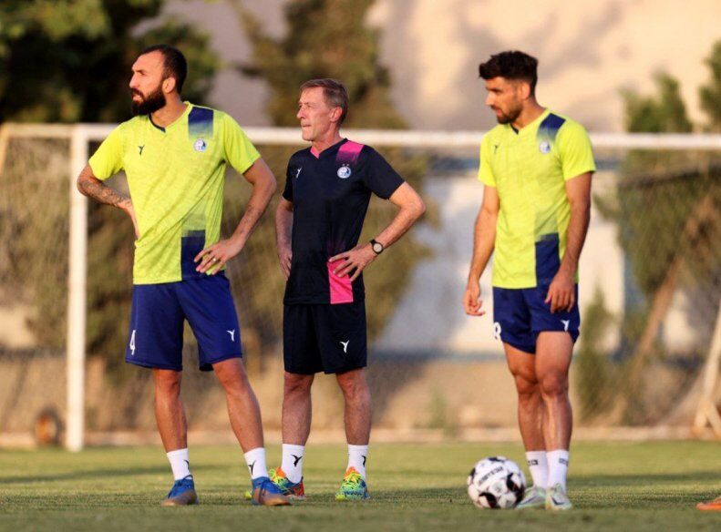 چرا مدیران استقلال دستیار نکونام را اخراج کردند؟   چرا مدیران استقلال دستیار نکونام را اخراج کردند؟