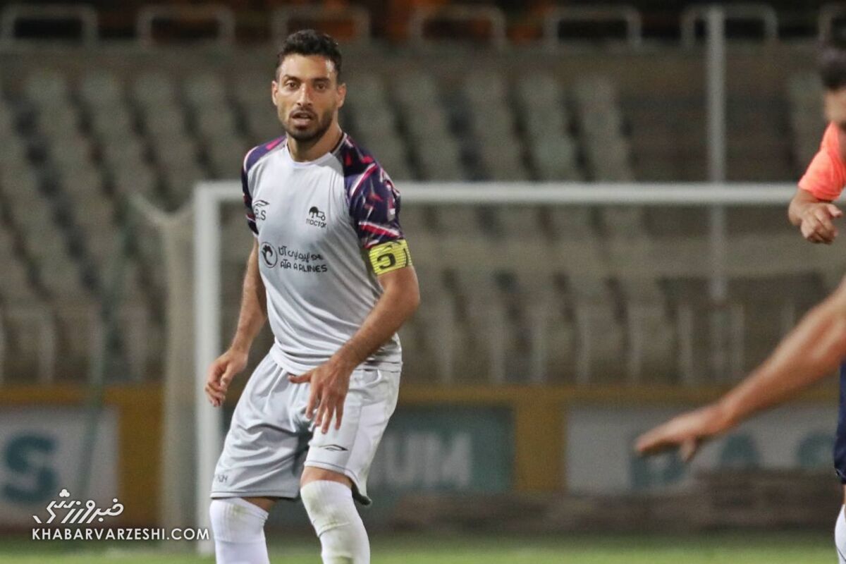 سرمربی پرسپولیس به شجاع خلیلزاده اعتقاد داشت اما... سرمربی پرسپولیس به شجاع خلیلزاده اعتقاد داشت اما...