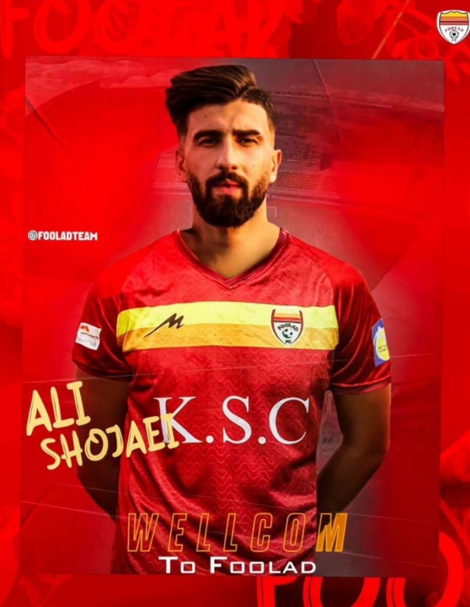 عکس| بازیکن پرسپولیسی رسماً سرخپوش شد/ امضای قرارداد دوساله با تیم جدید