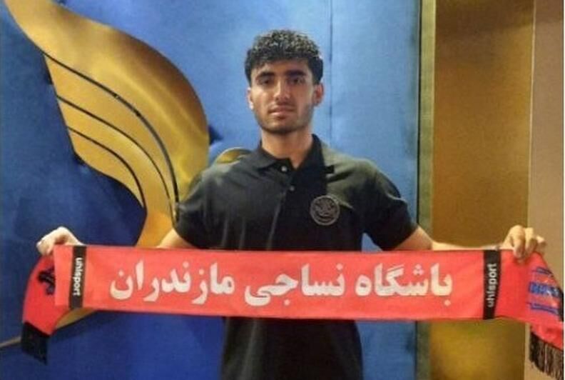 عکس| بازیکن استقلال رسماً به نساجی پیوست/ شکار جدید رحمتی سه ساله بست