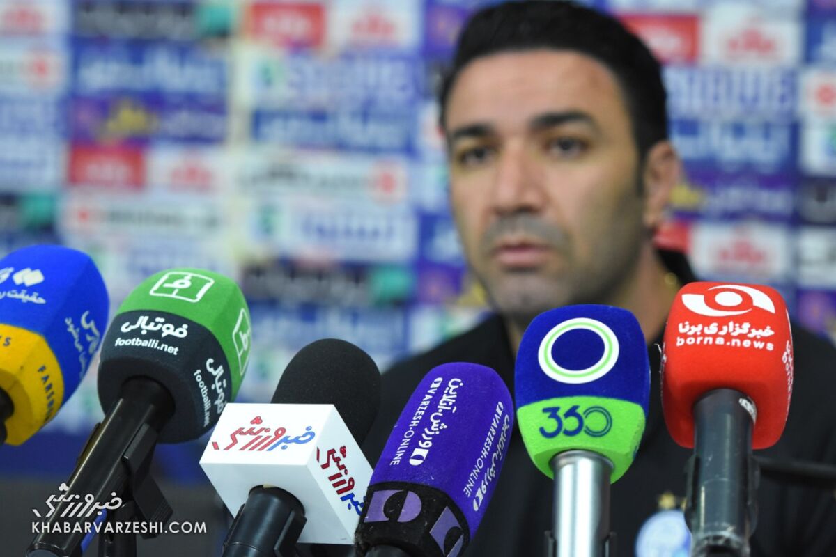 مصاحبههراسی در فوتبال ایران/ درآمد به ریال، جریمه به دلار! عکس تزیینی است