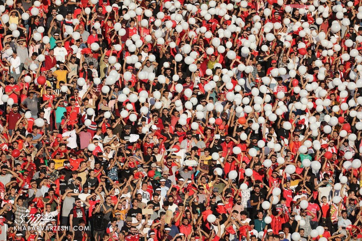 تصاویر| رفتار عجیب یک پرسپولیسی با یحیی گلمحمدی
