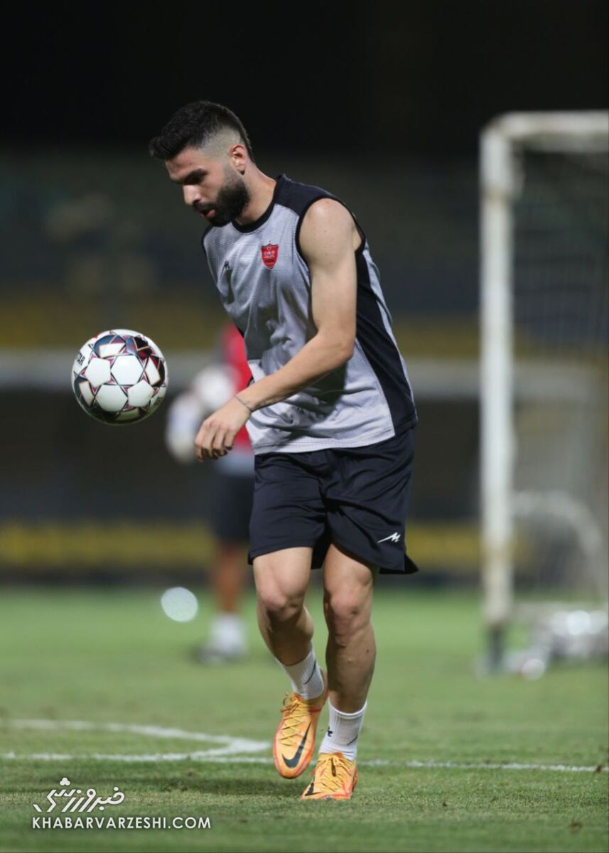 عکس| شاه ماهی نقلوانتقالات در تمرین پرسپولیس