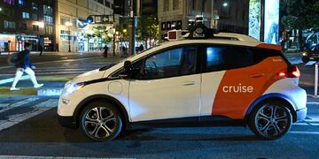 ویدیو| تاکسی بدون راننده در آمریکا/ تجربه باورنکردنی با سرویس جدید گوگل!