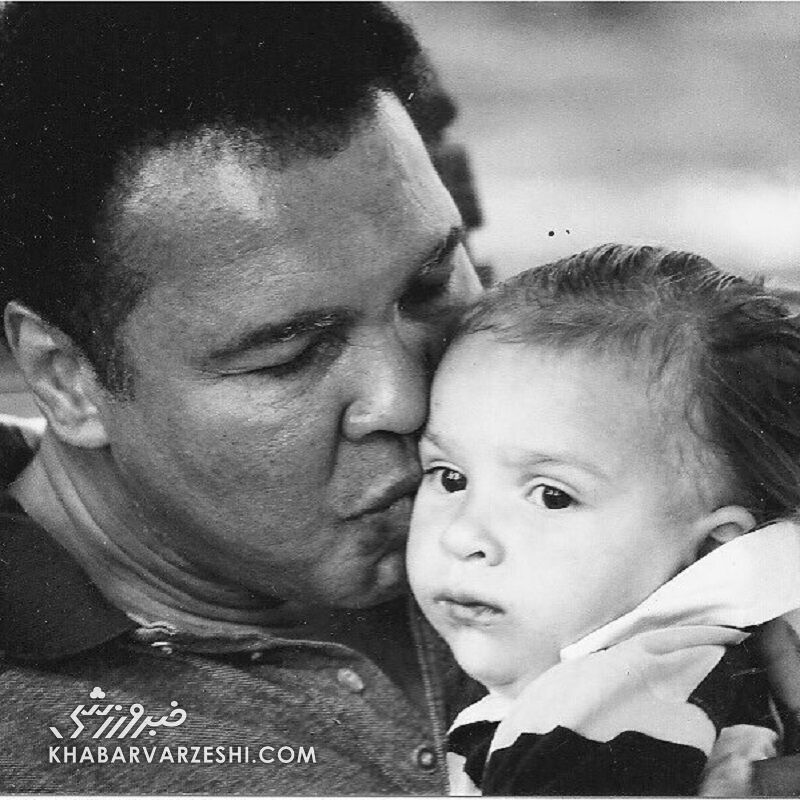 محمد علی و نوهاش