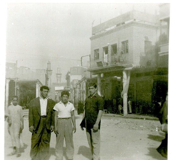 عکس| جهان پهلوان تختی در بینالحرمین/ دست نوشته اسطوره کشتی ایران از خاطره سفر به کربلا