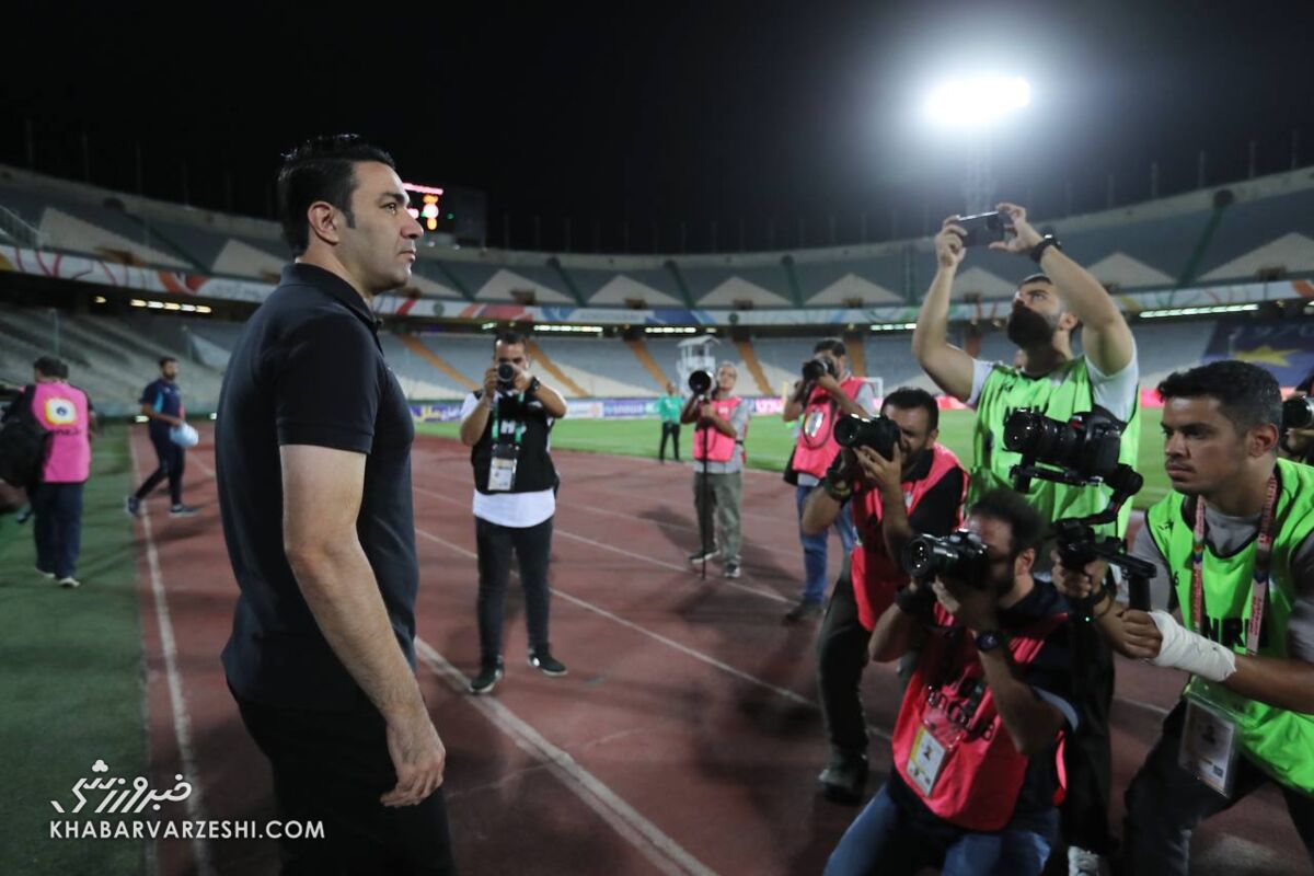 آقای شاگرد اول حتماً میتواند ۵۱۲هزار دلار آمانوف را هم بدهد/ نکونام کُشتیگیر نیست که یک تنه قهرمان استقلال شود