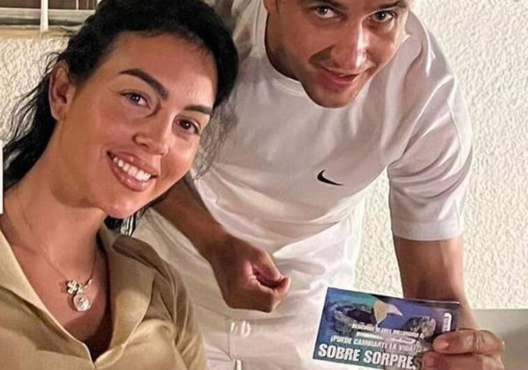 عکس| هدیه غافلگیرکننده یک پسر جوان به جورجینا رودریگس