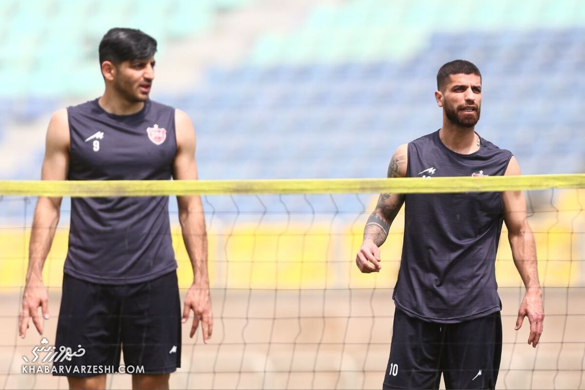 عکس| پرسپولیسیها برای رونالدو مشت گره کردند/ بیرانوند همچنان غایب بزرگ تمرین تیم گلمحمدی