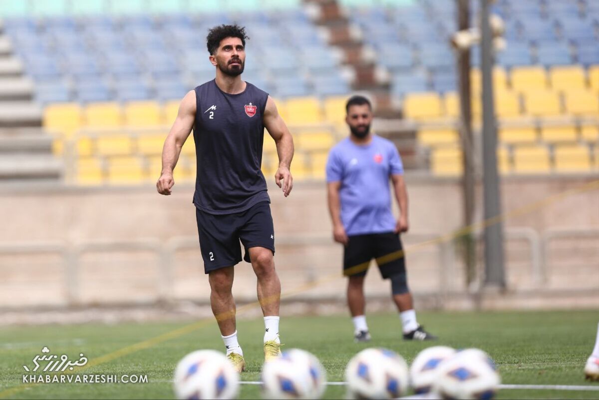 عکس| آمادهباش گلمحمدی به کاپیتان پرسپولیس برای تقابل با رونالدو و النصر