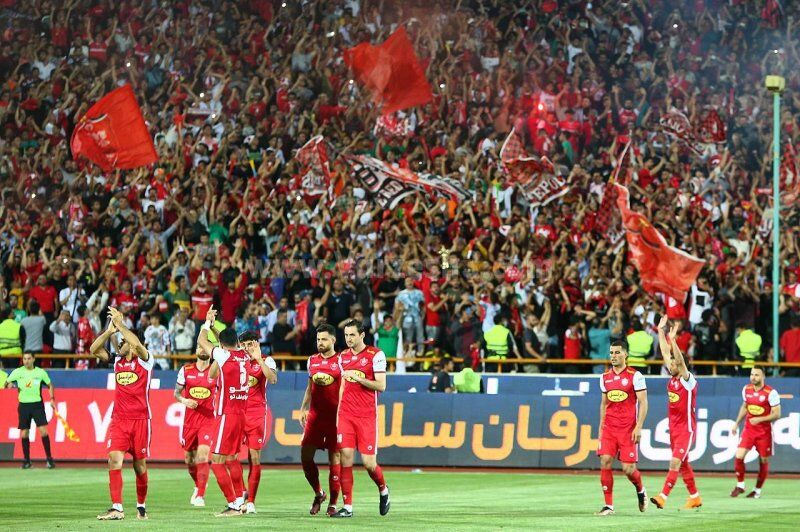 خطر هوادار پولدار بیخ گوش پرسپولیس خطر هوادار پولدار بیخ گوش پرسپولیس