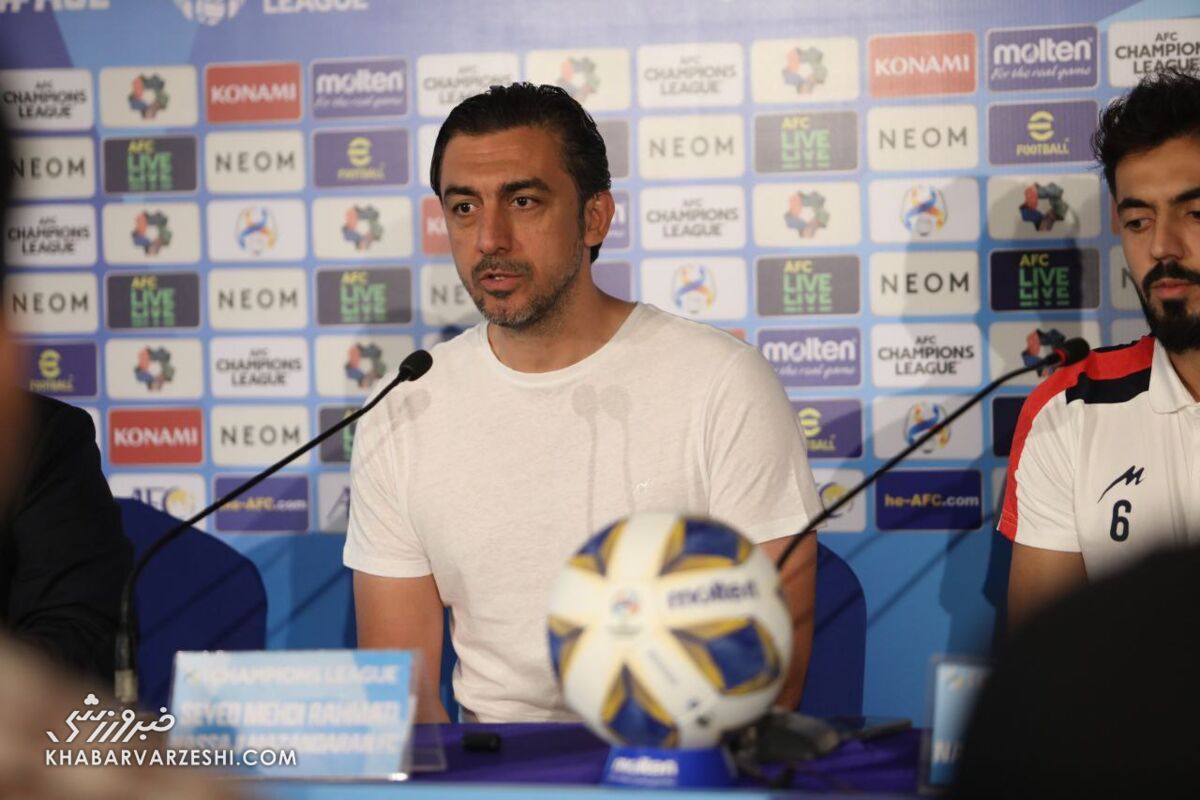 رحمتی: برای بازی با الهلال آنقدر انگیزه داریم که کیفیت زمین را برای ما بیاهمیت میکند/ خودمان را برای یک جنگ تمام عیار آماده کردیم/ در این بازی ۲۵ ستاره دارم! رحمتی: برای بازی با الهلال آنقدر انگیزه داریم که کیفیت زمین را برای ما بیاهمیت میکند/ خودمان را برای یک جنگ تمام عیار آماده کردیم/ در این بازی ۲۵ ستاره دارم!