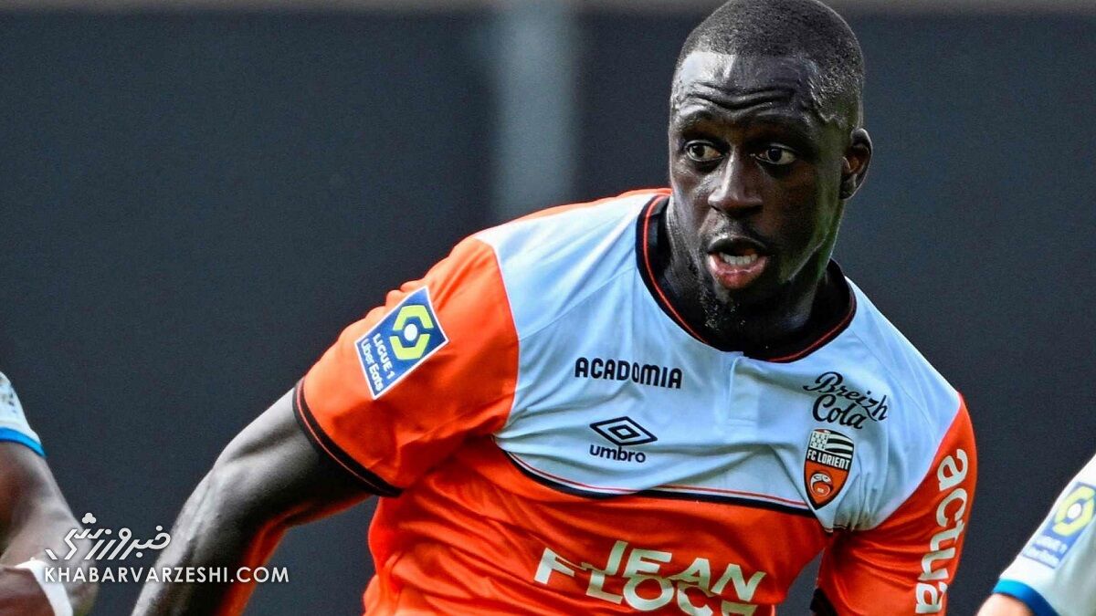 جنجالیترین بازیکن سالهای اخیر به میدان برگشت/ ریکاوری بعد از اتهام بزرگ توسط چندین زن! جنجالیترین بازیکن سالهای اخیر به میدان برگشت/ ریکاوری بعد از اتهام بزرگ توسط چندین زن!