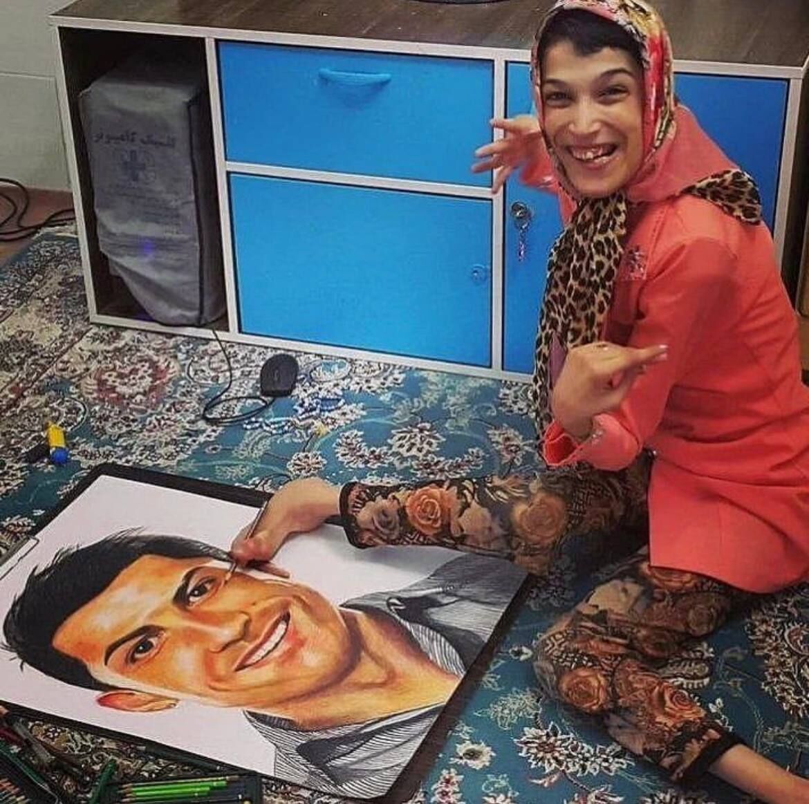 عکس| دختر خاص ایرانی به رونالدو و آرزویش رسید