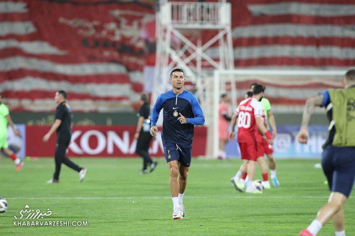 عکس| رونالدو روی چمن افتضاح آزادی/ کریسیتانو تا به حال چنین چیزی ندیده است! عکس| رونالدو روی چمن افتضاح آزادی/ کریسیتانو تا به حال چنین چیزی ندیده است!