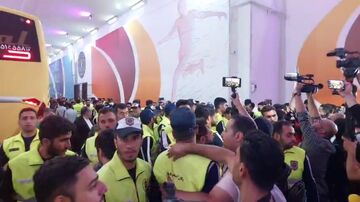 ویدیو| هرج‌ومرج در تونل ورزشگاه آزادی هنگام خروج رونالدو/ شرایط برای کریستیانو امنیتی شد!
