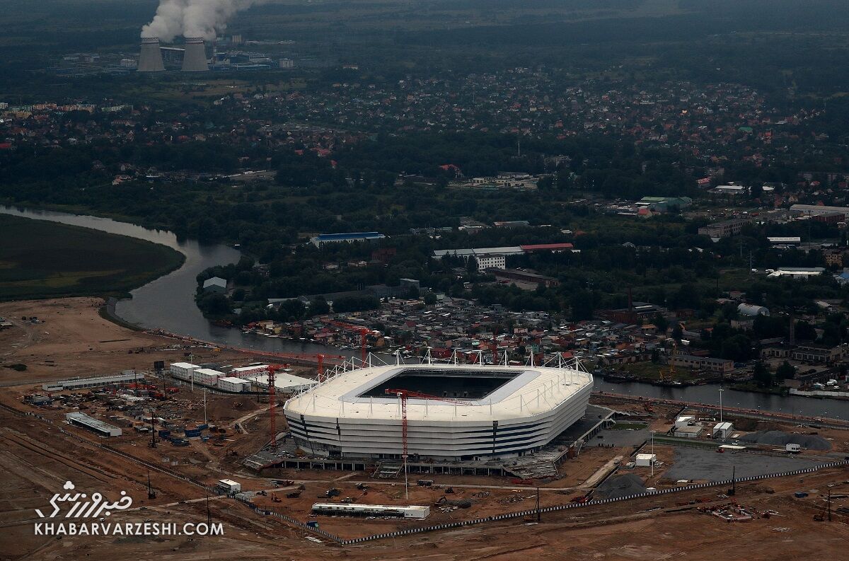 تصاویر| استادیوم معروف جامجهانی در باتلاق فرو رفت