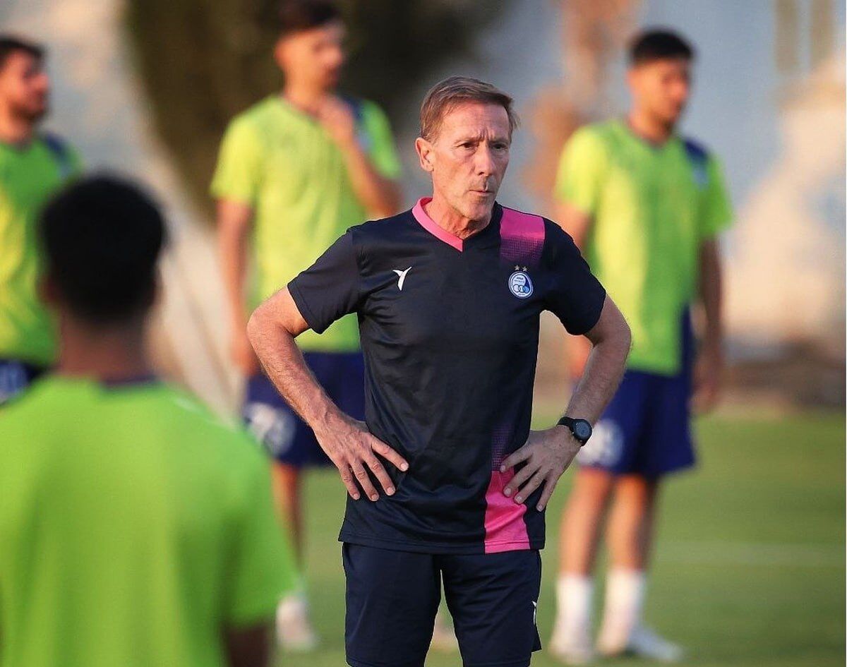 مشکل عجیب دستیار نکونام پابرجاست؛ این مربی هنوز کارت بازی ندارد! مشکل عجیب دستیار نکونام پابرجاست؛ این مربی هنوز کارت بازی ندارد!