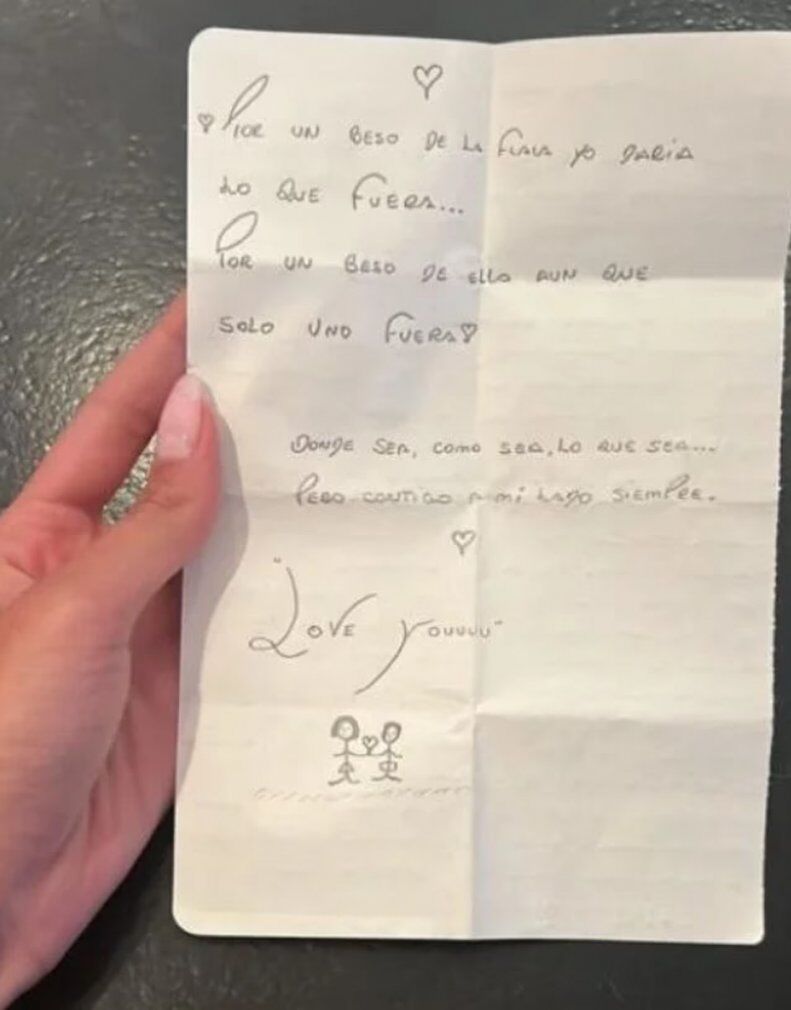 عکس| نامه عاشقانه دنی آلوس برای همسرش از زندان!